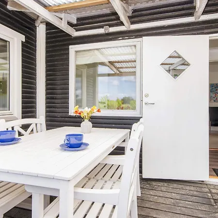 6 Person In Kolind-by Traum Kolind